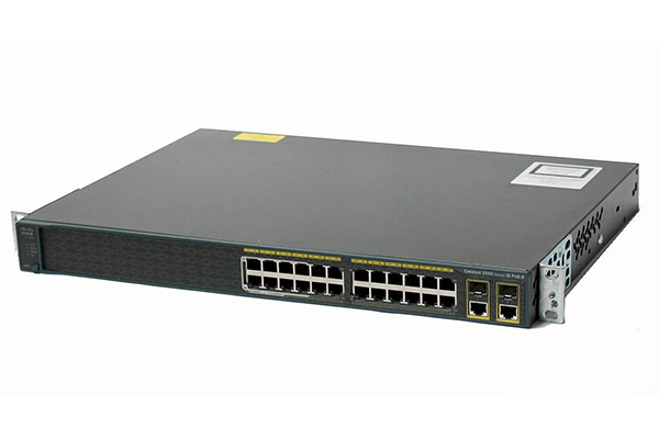 Switch Cisco WS-C2960+24LC-S 24 10/100 (8 PoE) + 2 T/SFP LAN Lite