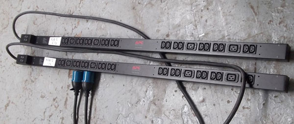 Thanh nguồn PDU AP7553 