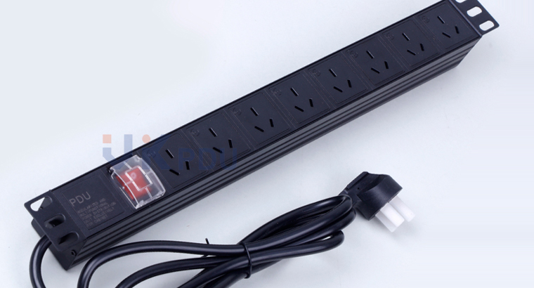 PDU 8 chiều của Trung Quốc