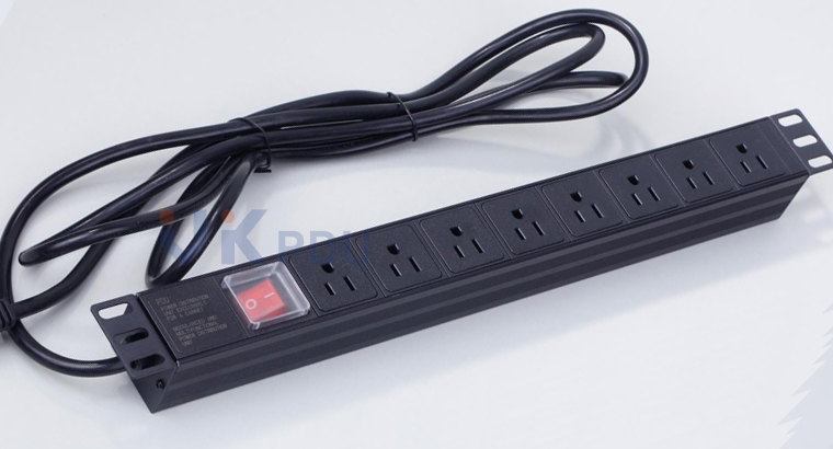  PDU 8WAY NEMA5-15R của Mỹ