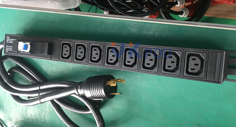 PDU 8 chiều ổ cắm C13, phích cắm công nghiệp và cầu dao điện VK-BPDU/8C13CB